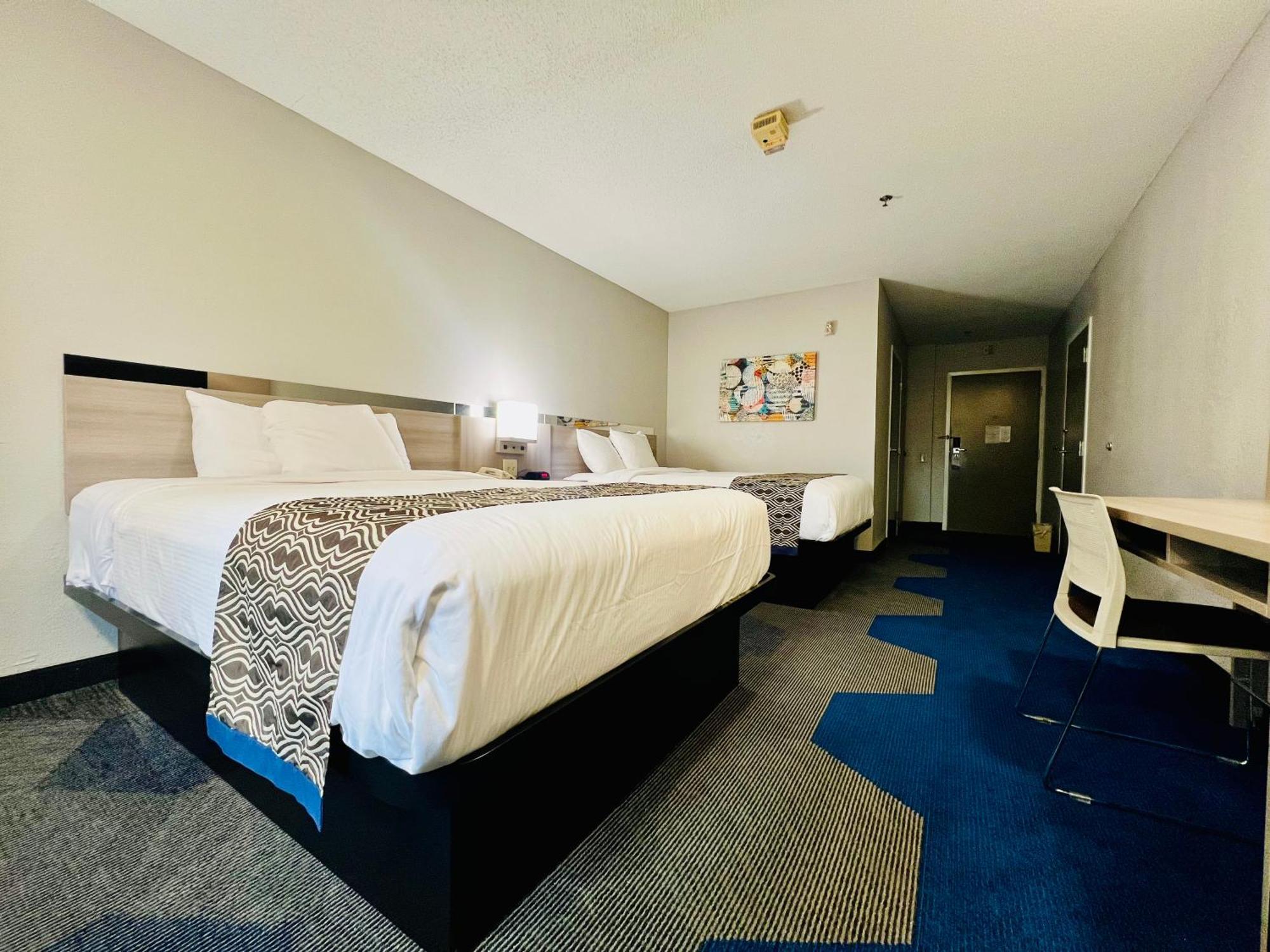 Microtel Inn Georgetown - Lexington North Buitenkant foto