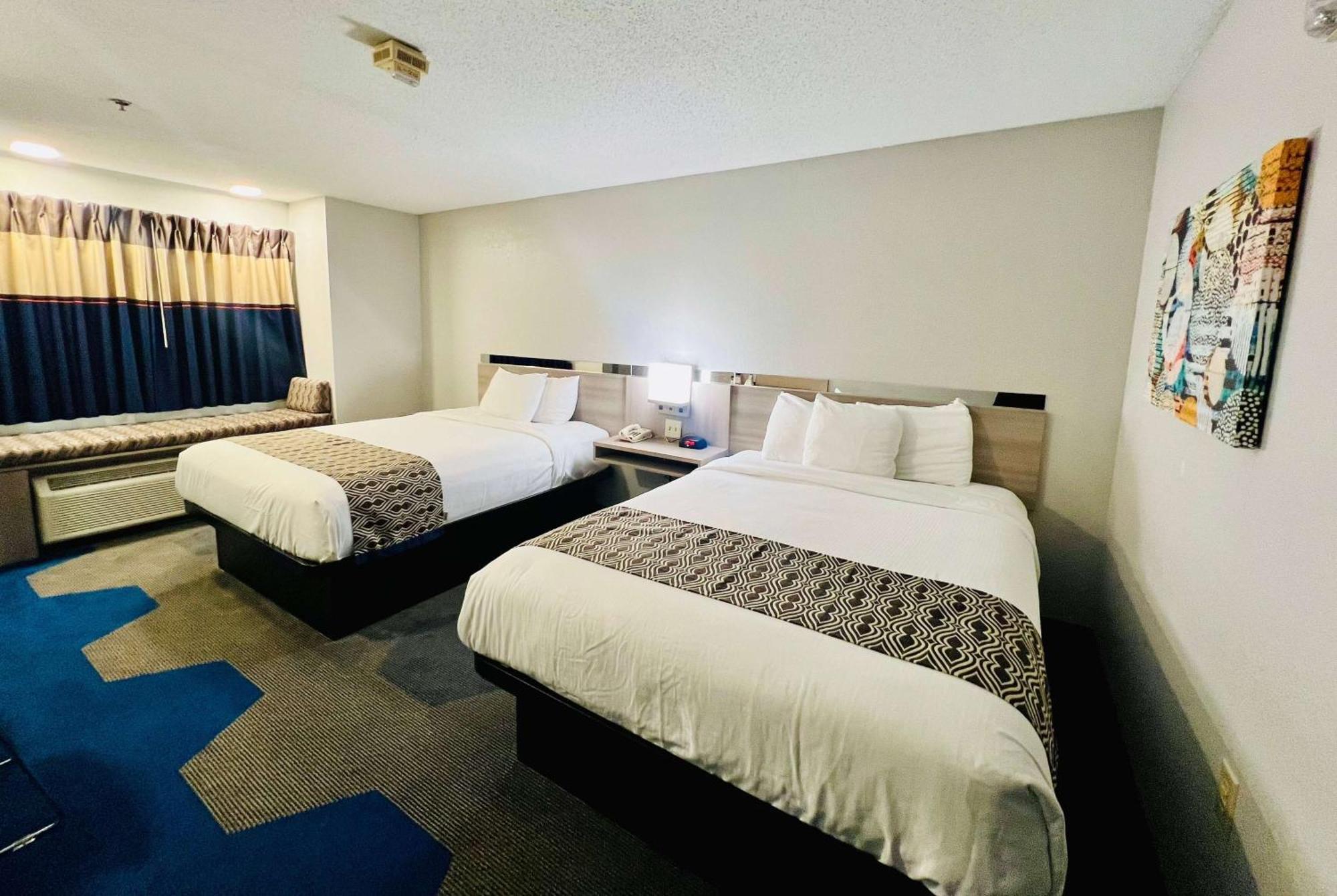 Microtel Inn Georgetown - Lexington North Buitenkant foto