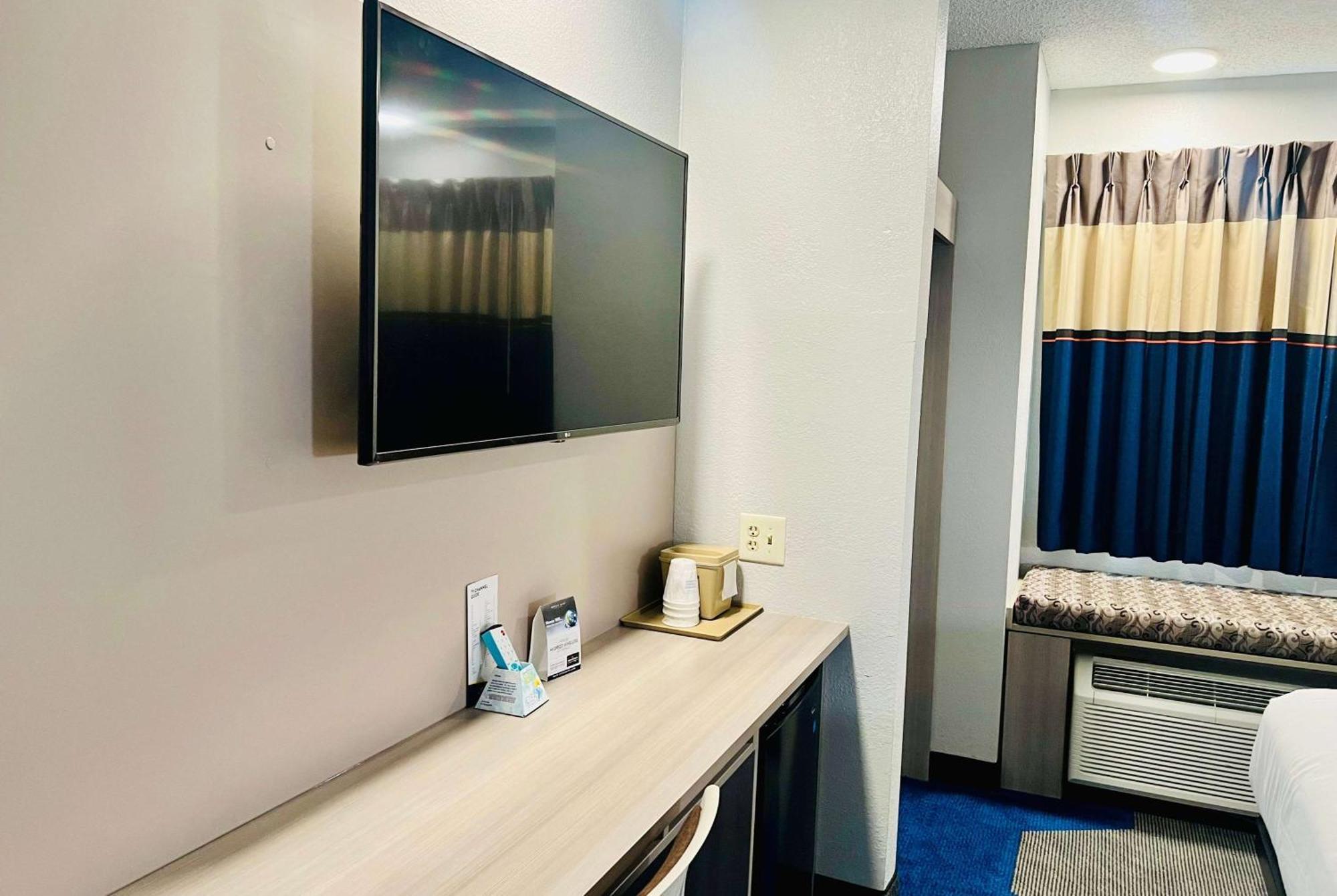 Microtel Inn Georgetown - Lexington North Buitenkant foto