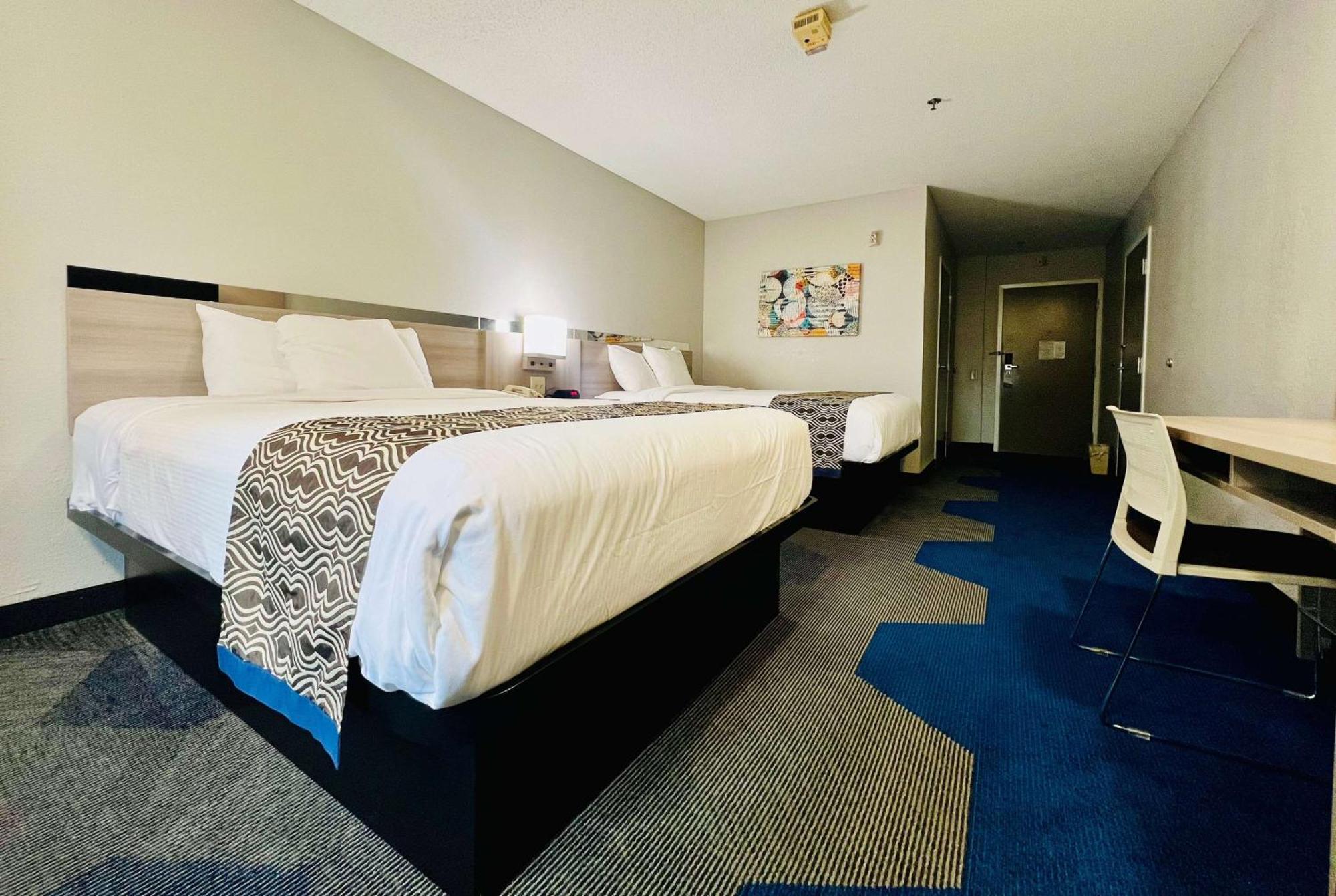 Microtel Inn Georgetown - Lexington North Buitenkant foto