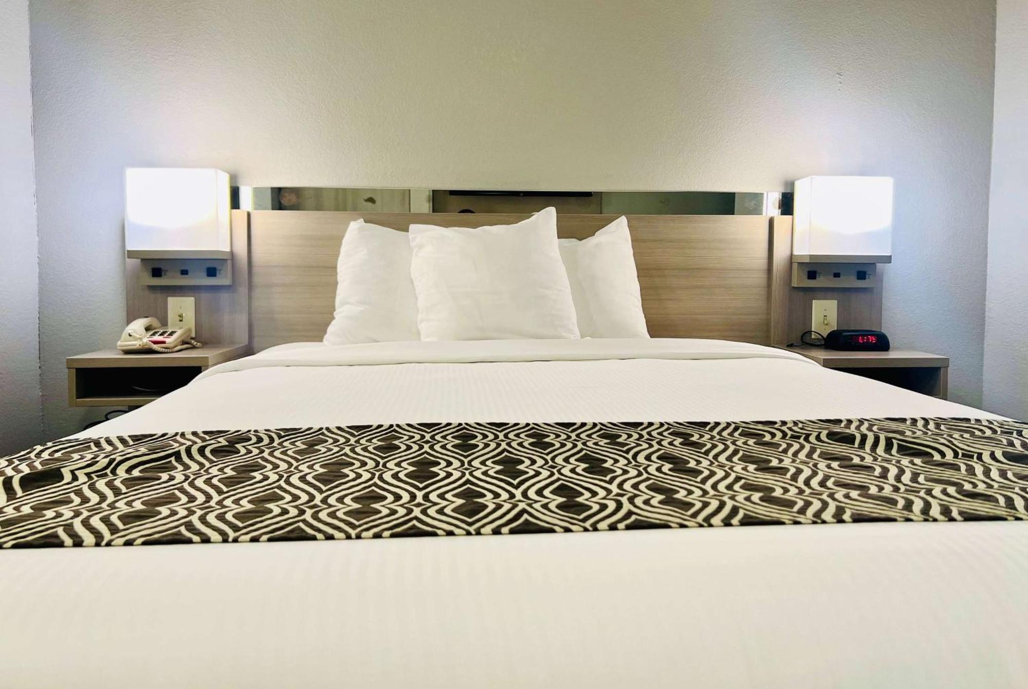 Microtel Inn Georgetown - Lexington North Buitenkant foto