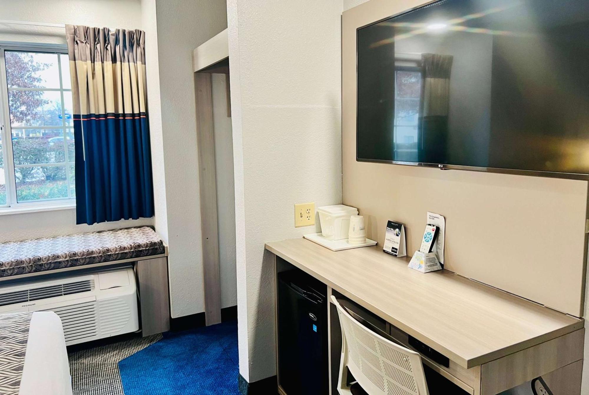 Microtel Inn Georgetown - Lexington North Buitenkant foto