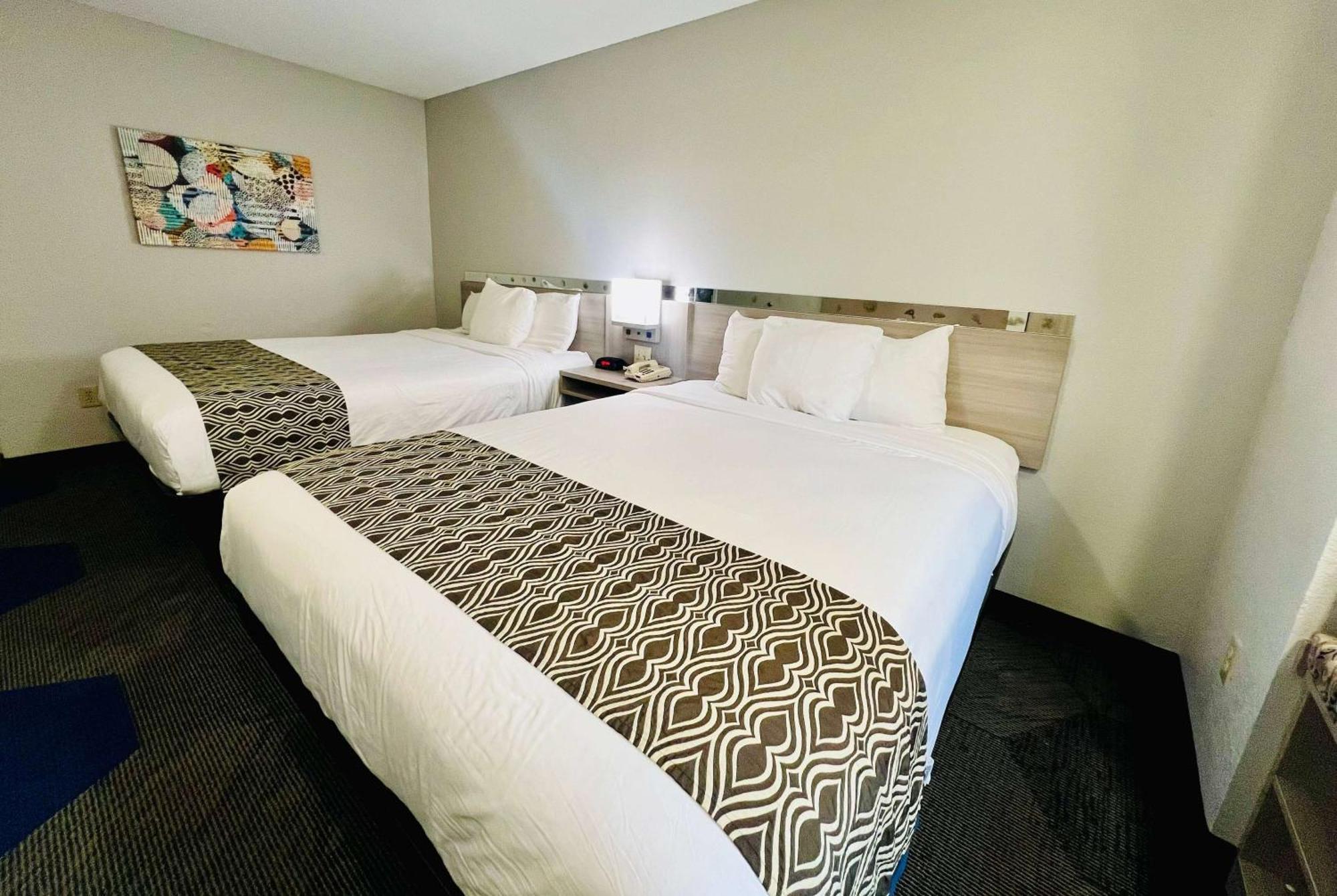Microtel Inn Georgetown - Lexington North Buitenkant foto